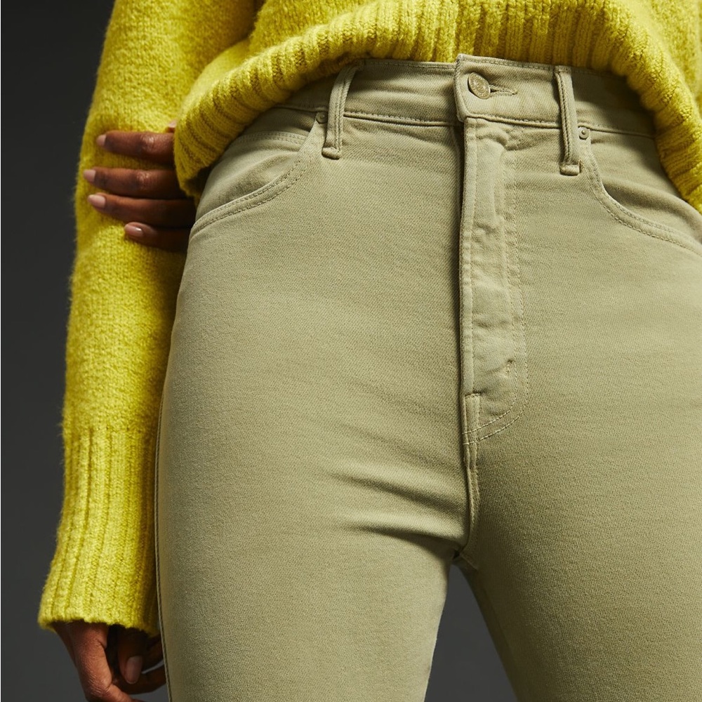 MOTHER Smokin' Double
Ankle High-Rise Flare Jeans - Picture 4 of 15